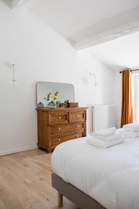 Le Chateau Real Saint-Seurin-de-Cadourne Room photo